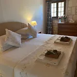 La Cour Des Cloches Bed & Breakfast