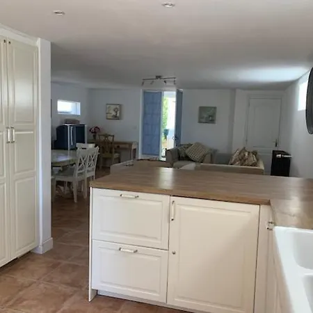 La Cour Des Cloches Bed & Breakfast Mainxe