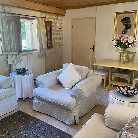 La Cour Des Cloches Panzió Mainxe